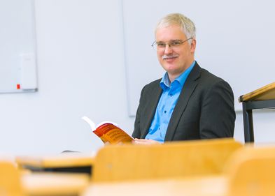 Prof. Dr. Gert Pickel. Prof. Dr. Gert Pickel.